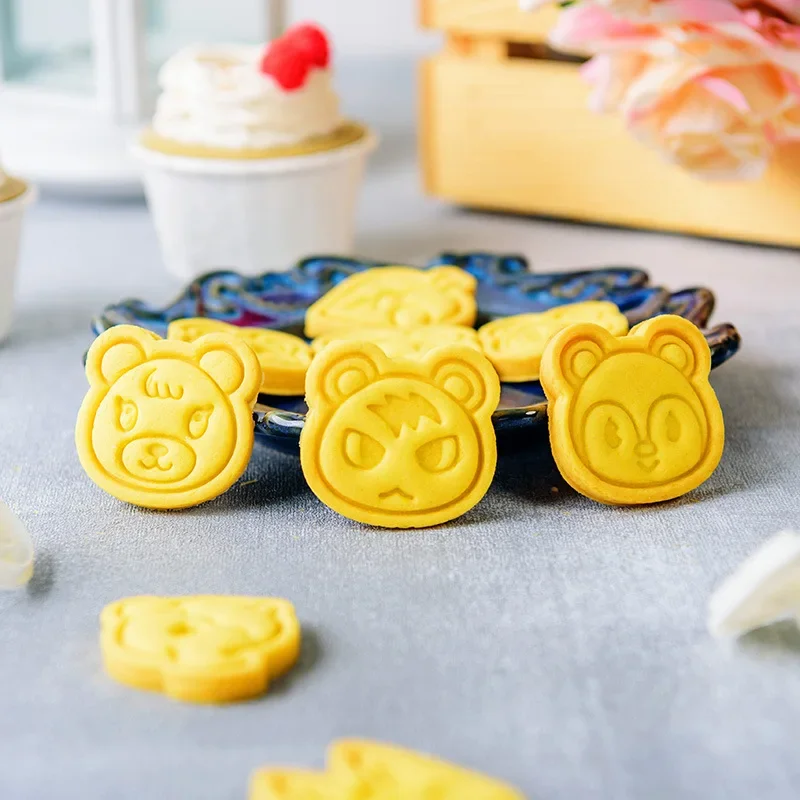 قالب تقطيع الكعك والبسكويت على - مراجعة Baking Kitchen Set وسعره